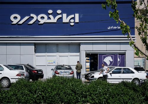 نقشه شوم ایران‌خودرو؛ فروش فوری خودروهای کم طرفدار!