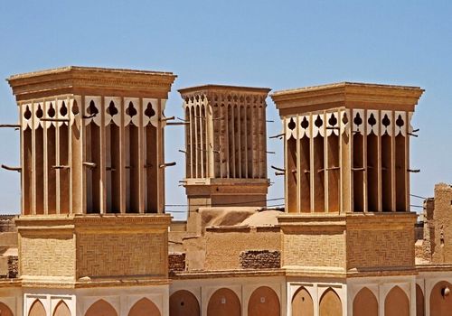 عکس| بلندترین بادگیر خشتی دنیا در ایران