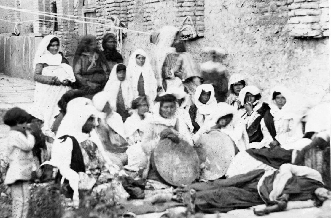 عکس/ زنان صوفی در ساوجبلاغ حدود ۱۵۰ سال پیش و دوره قاجار