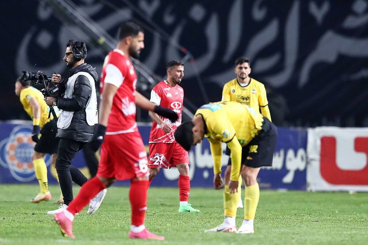فرار بازیکن سابق پرسپولیس از ایران