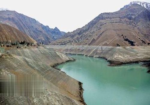 مخالفت عضو شورای عالی آب با انتقال آب دریای عمان به تهران/ نماینده چابهار: چرا فقط برای تهران پول هست؟! / ۷۰ درصد چابهار آب ندارد