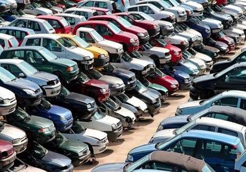 کاهش قیمت خرید نقدی خودرو‌های فرسوده (فیلم)