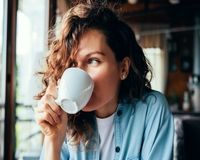 عوارض وحشتناک مصرف زیاد قوه و کافئین