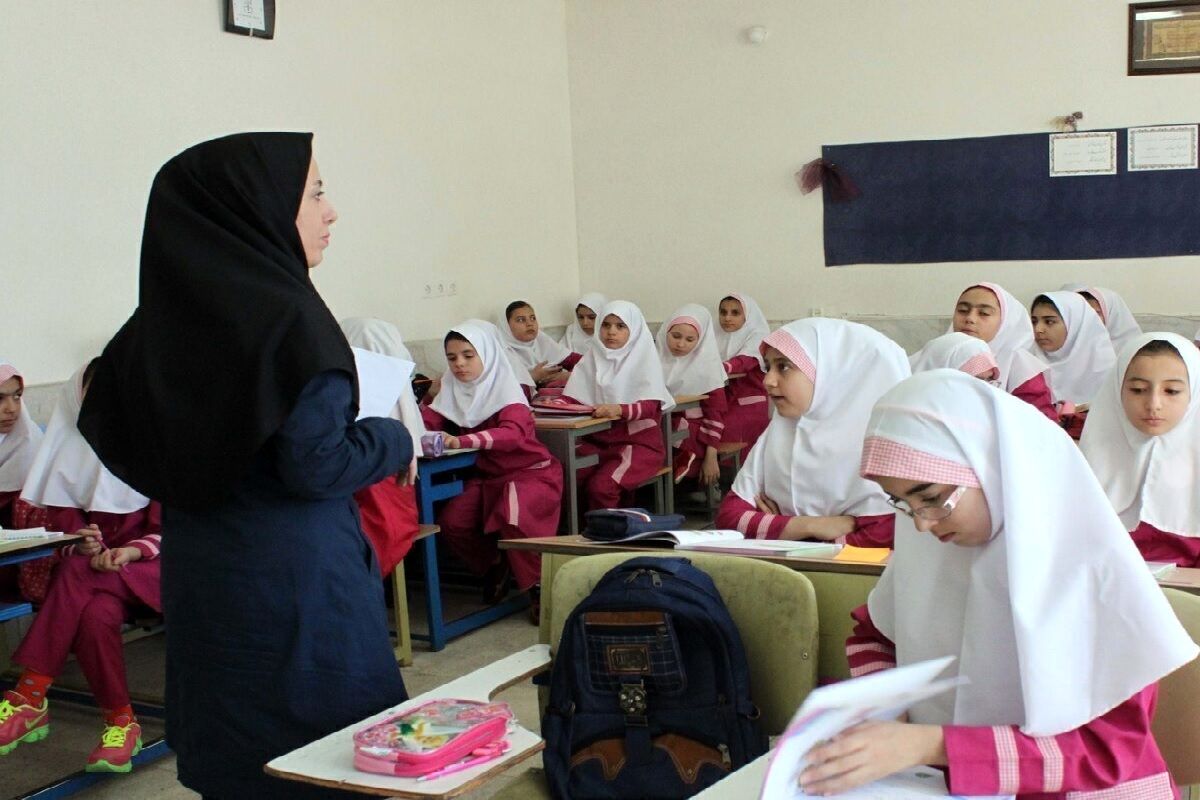 تکلیف حقوق معلمان حق التدریس روشن شد