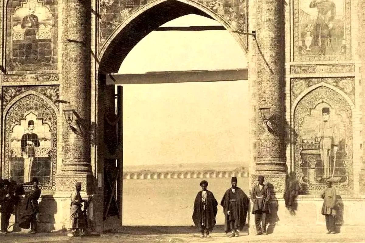 داستان‌های حافظ و روزگار شیراز در دوران زندیه