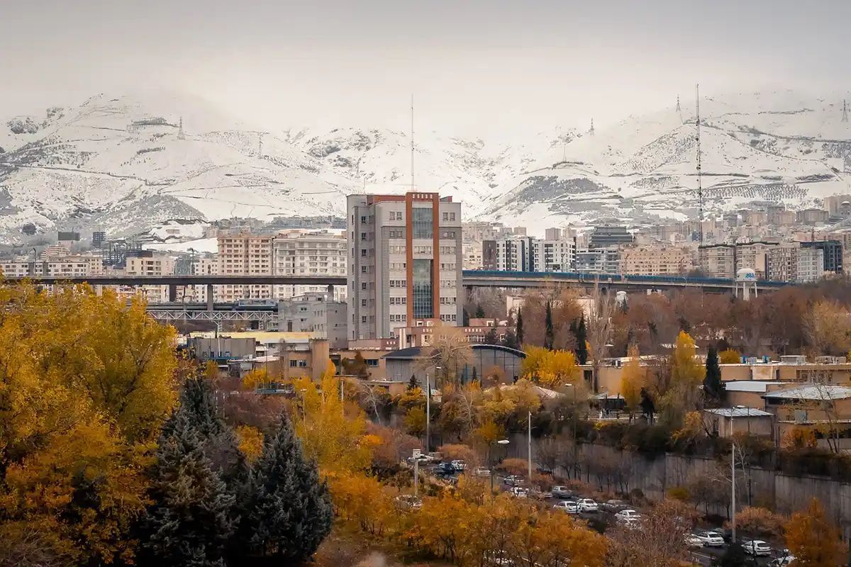 بهترین محله های غرب تهران؛ بررسی امکانات رفاهی و ویژگی‌ها
