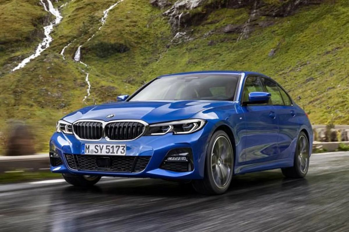 معرفی رسمی BMW سری ۳ در نمایشگاه خودرو شیراز
