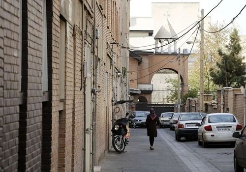 یادگار ملکه هلند در شرق تهران