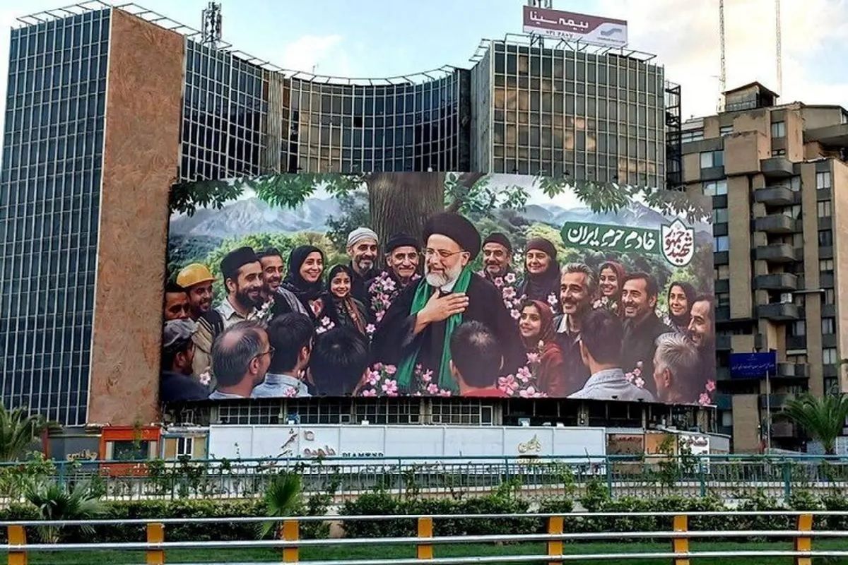 تصویر| تغییر دیوارنگاره‌های تهران با طرح «پاسخ سخت» ‌