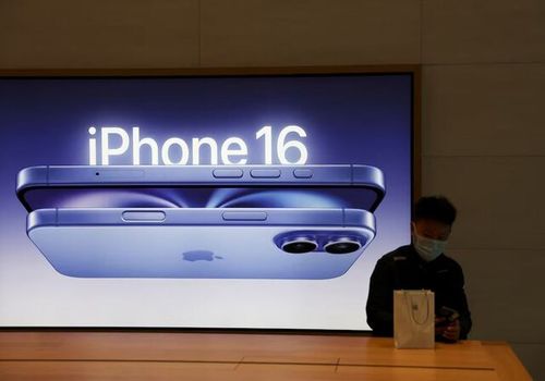 اپل به رتبه سوم بازار دنیا سقوط کرد