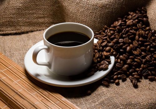 تاثیر عجیب کافئین بر مغز؛ بیداری هنگام خواب!