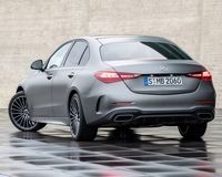 مرسدس C-Class 2026 با چهره‌ای ستاره‌ای رونمایی شد