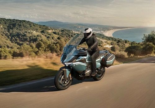بی‌ام‌و R1300RT؛ بهترین موتور سیکلت آلمانی