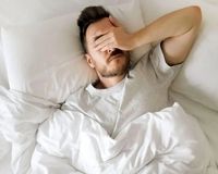 اگر زیاد می‌خوابید، بخوانید