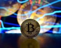 بهترین و بدترین رمزارزهای بازار؛ بیت‌کوین سقوط کرد