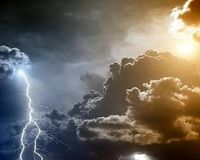 طوفان در مسیر 17 استان؛ سازمان هواشناسی تایید کرد