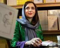 جنجال بهنوش طباطبایی در نمایشگاه کتاب!