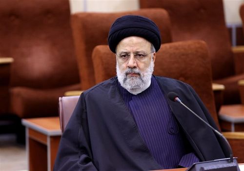 عکس؛ ابراهیم رئیسی با لباس شخصی در 31 سالگی