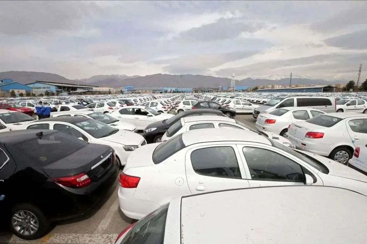 آتش در خرمن فروشنده‌های خودرو؛ سقوط قیمت‌ها با انتشار خبر مذاکرات