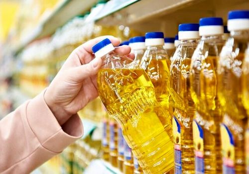 فروش اجباری روغن  کنار رب و تن‌ماهی!