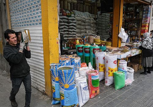 25 اردیبهشت چه بلایی بر سر اقتصاد ایران آمد؟