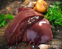اطلاعیه وزارت بهداشت درباره حقیقت مصرف جگر خام