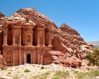 ملاقات با سه منطقه عجیب در دنیا