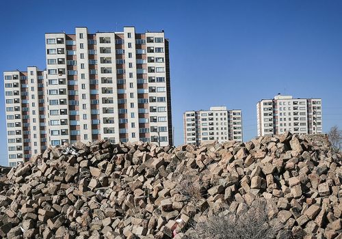 قیمت آپارتمان‌ قدیمی در تهران؛ تفاوت نظام‌آباد و یوسف‌آباد چقدر است؟