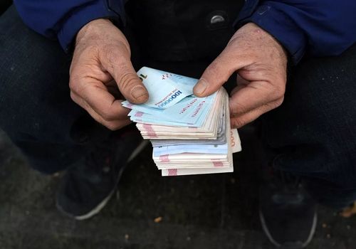دستور پزشکیان برای قطع یارانه؛ 11 میلیون نفر در صف حذف!