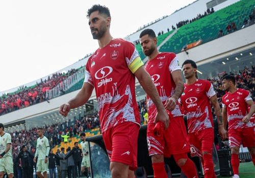 ساعت بازی فولاد - پرسپولیس در هفته هجدهم لیگ برتر