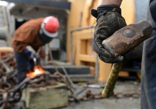 خبر مهم یک عضو شورای عالی کار از جلسه دستمزد/ حقوق سال آینده کارگران تا ۲۳ میلیون تومان بالا می‌رود؟