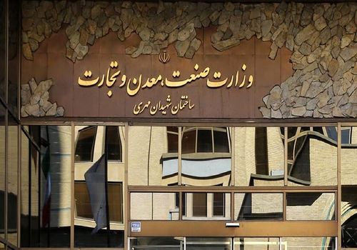 وزارت صمت به خودسری ایران‌خودرو واکنش نشان داد