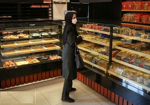 شوک قطعی برق به تولید شیرینی و شکلات؛ احتمال تعطیلی بالا گرفت