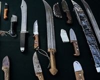 قانون درباره مجازات قاچاق سلاح گرم و سرد چه می‌گوید؟