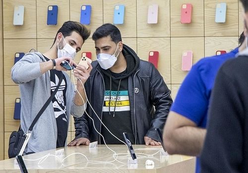راهنمای خرید گوشی با 20 میلیون؛ نبرد تن‌به‌تن سامسونگ و شیائومی در بازار موبایل 
