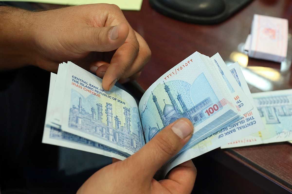کف و سقف حقوق کامندان در ۱۴۰۴؛ جدول ضرایب اعلام شد