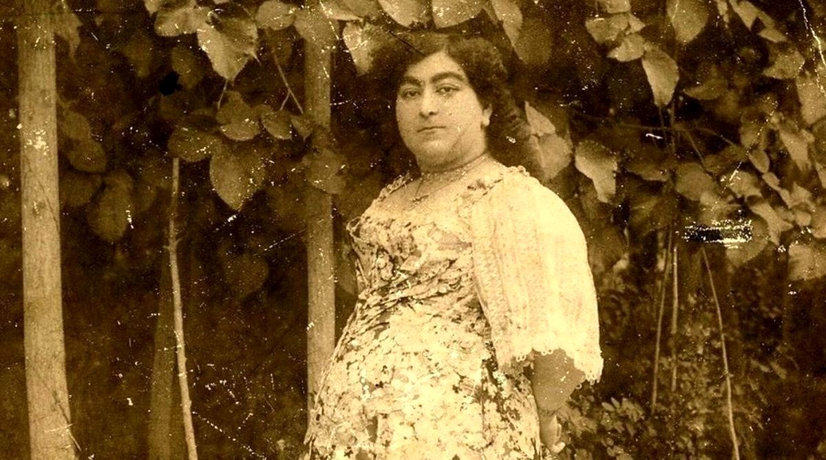 تصویر؛ سفر به تاریخ؛ دوچرخه سواری «تاج السلطنه، دختر ناصرالدین شاه»؛ دهه ۱۲۸۰