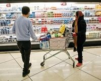 خبر بد از وزارت رفاه؛ کالابرگ الکترونیک به بن‌بست خورد!