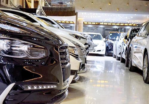 سقوط آبشاری قیمت‌ها در بازار خودرو؛ کاهش 100 میلیونی هاچ‌بک داخلی در یک ماه!