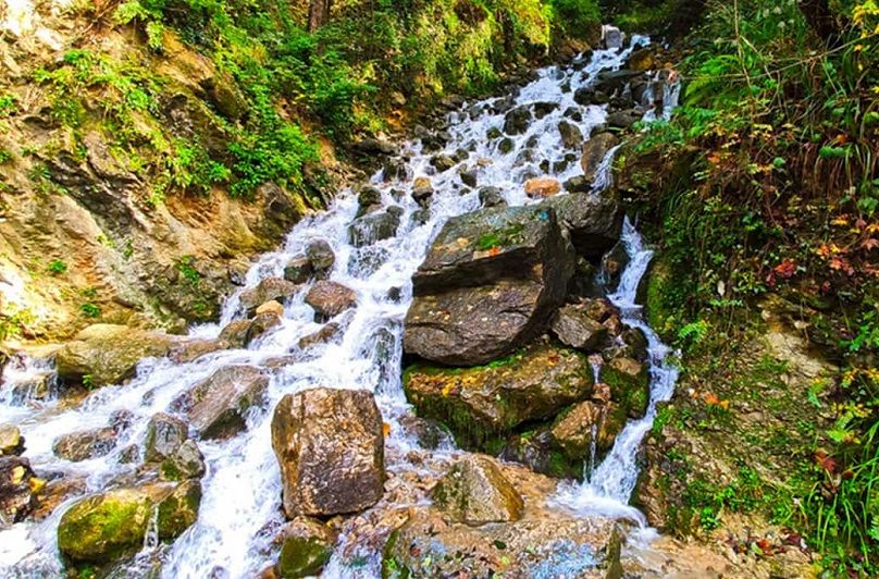 آبشار آب پری کجاست؟