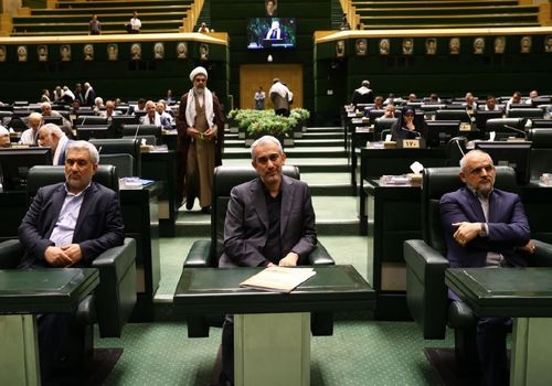 اولین برنامه وزیر جدید اقتصاد